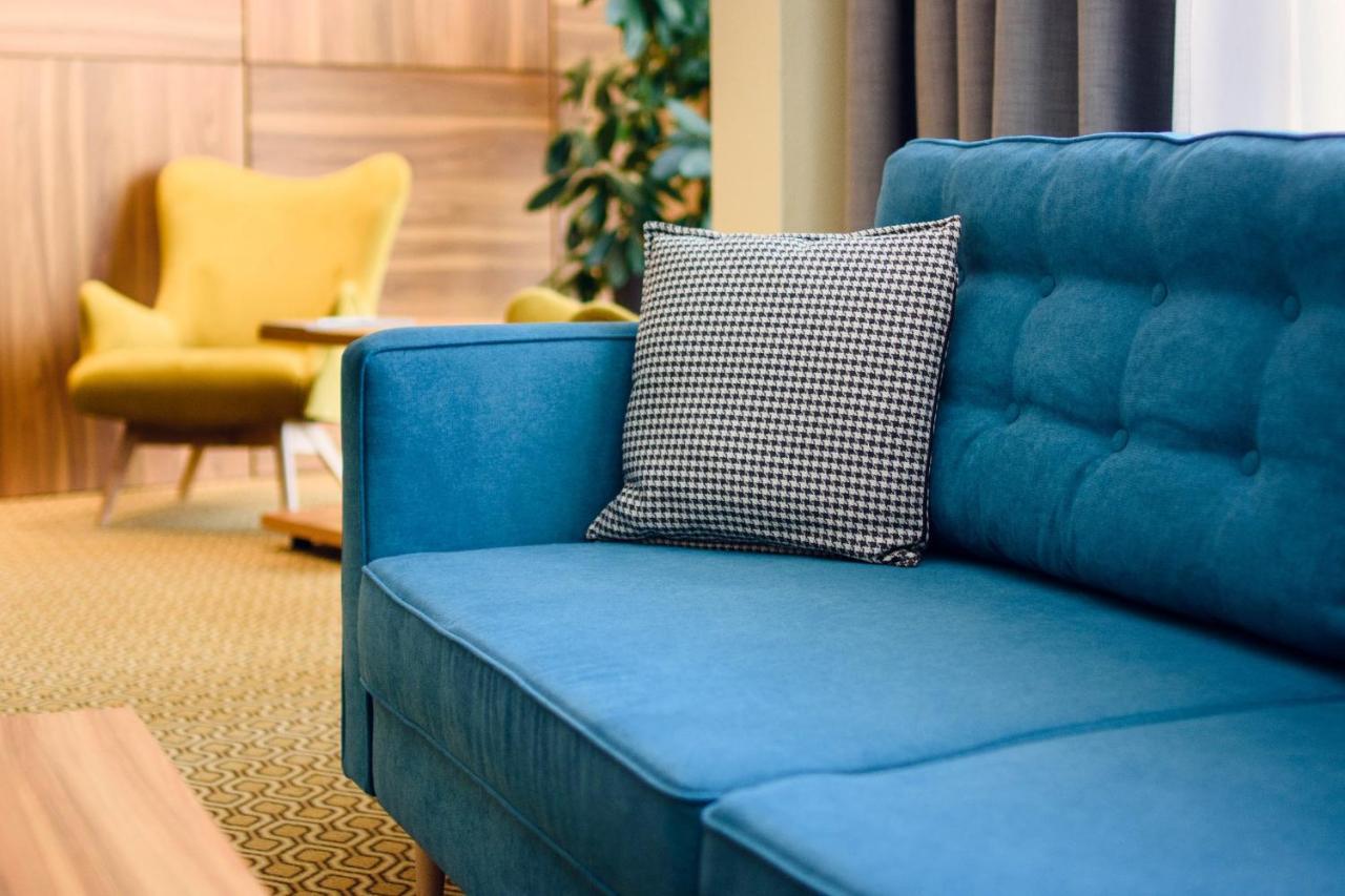 Ruben Hotel Zielona Gora Екстер'єр фото