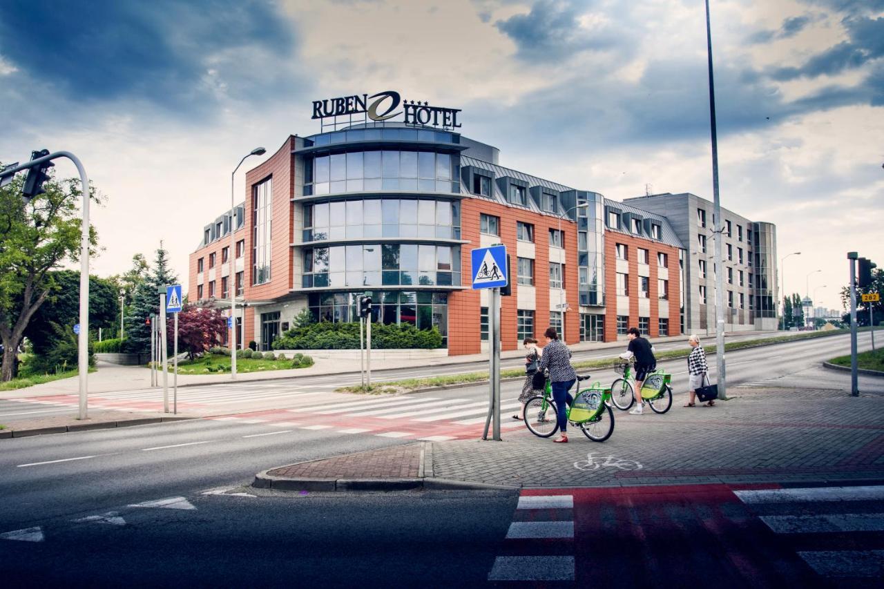 Ruben Hotel Zielona Gora Екстер'єр фото