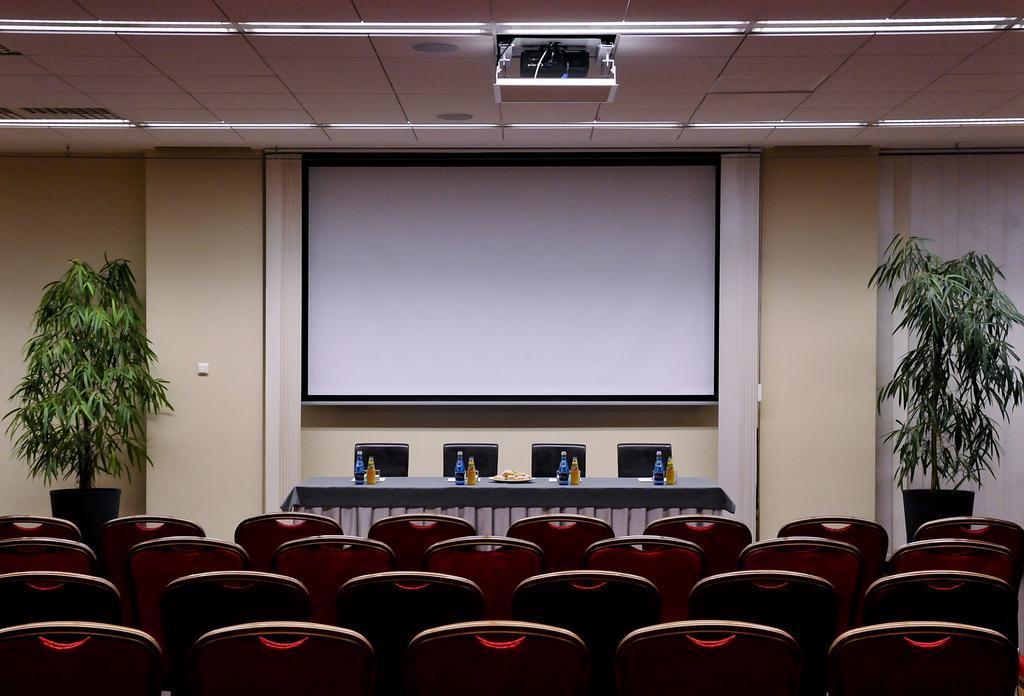 Ruben Hotel Zielona Gora Екстер'єр фото